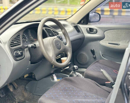 Черный Дэу Сенс, объемом двигателя 1.3 л и пробегом 180 тыс. км за 1900 $, фото 4 на Automoto.ua