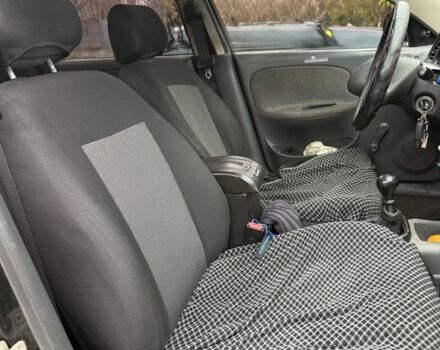 Чорний Деу Сенс, об'ємом двигуна 1.4 л та пробігом 250 тис. км за 1099 $, фото 6 на Automoto.ua