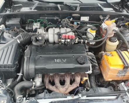 Черный Дэу Сенс, объемом двигателя 1.6 л и пробегом 200 тыс. км за 1600 $, фото 8 на Automoto.ua