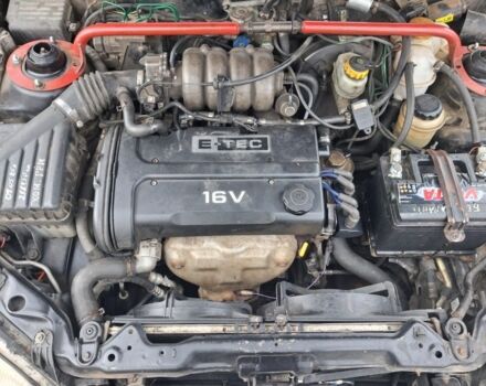 Черный Дэу Сенс, объемом двигателя 1.6 л и пробегом 200 тыс. км за 1600 $, фото 5 на Automoto.ua