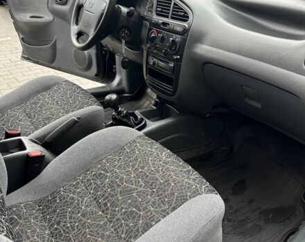 Черный Дэу Сенс, объемом двигателя 1.6 л и пробегом 87 тыс. км за 3300 $, фото 4 на Automoto.ua