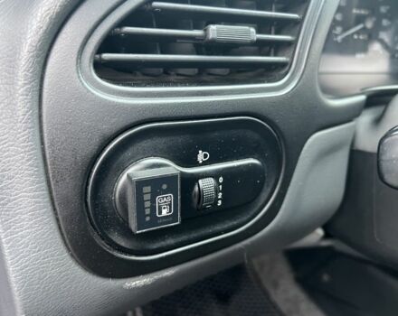 Черный Дэу Сенс, объемом двигателя 1.5 л и пробегом 222 тыс. км за 2400 $, фото 5 на Automoto.ua