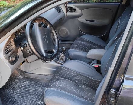 Чорний Деу Сенс, об'ємом двигуна 1.6 л та пробігом 123 тис. км за 3200 $, фото 5 на Automoto.ua