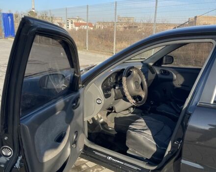 Черный Дэу Сенс, объемом двигателя 1.4 л и пробегом 177 тыс. км за 1750 $, фото 4 на Automoto.ua