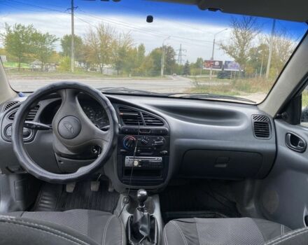 Черный Дэу Сенс, объемом двигателя 1.5 л и пробегом 300 тыс. км за 2300 $, фото 7 на Automoto.ua