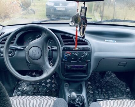 Черный Дэу Сенс, объемом двигателя 1.3 л и пробегом 18 тыс. км за 1950 $, фото 4 на Automoto.ua