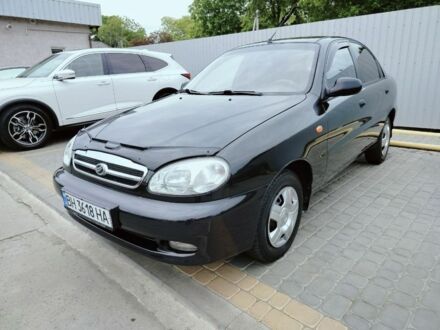Деу Сенс 2010 у Измаиле на Automoto.ua Чорний Деу Сенс, об'ємом двигуна 1.5 л та пробігом 117 тис. км за 3800 $, фото 1 на Automoto.ua