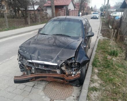 Чорний Деу Сенс, об'ємом двигуна 1.5 л та пробігом 170 тис. км за 1000 $, фото 1 на Automoto.ua