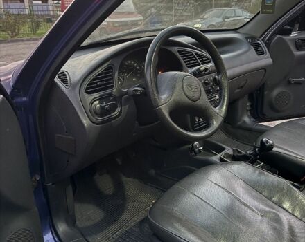 Фиолетовый Дэу Сенс, объемом двигателя 1.5 л и пробегом 179 тыс. км за 2300 $, фото 6 на Automoto.ua