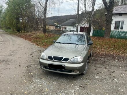 Коричневый Дэу Сенс, объемом двигателя 1.3 л и пробегом 228 тыс. км за 1500 $, фото 1 на Automoto.ua