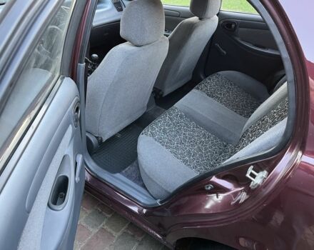 Красный Дэу Сенс, объемом двигателя 1.5 л и пробегом 100 тыс. км за 2900 $, фото 5 на Automoto.ua