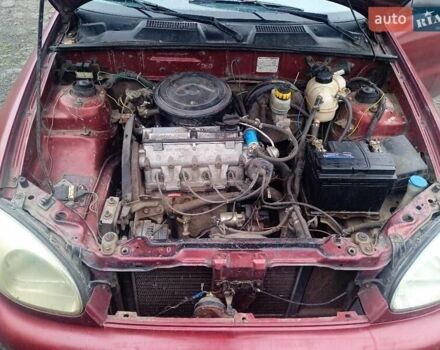 Красный Дэу Сенс, объемом двигателя 1.3 л и пробегом 777 тыс. км за 1350 $, фото 1 на Automoto.ua