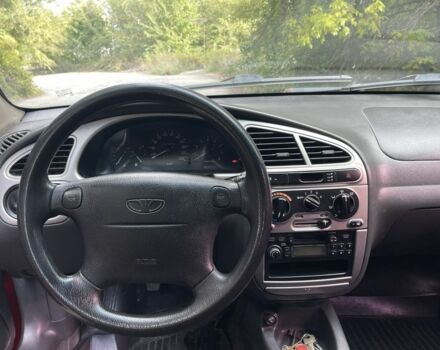 Деу Сенс 2002 у Дніпро (Дніпропетровську) на Automoto.ua Червоний Деу Сенс, об'ємом двигуна 1.6 л та пробігом 251 тис. км за 2100 $, фото 10 на Automoto.ua