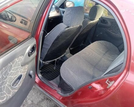 Красный Дэу Сенс, объемом двигателя 1.3 л и пробегом 777 тыс. км за 1350 $, фото 1 на Automoto.ua
