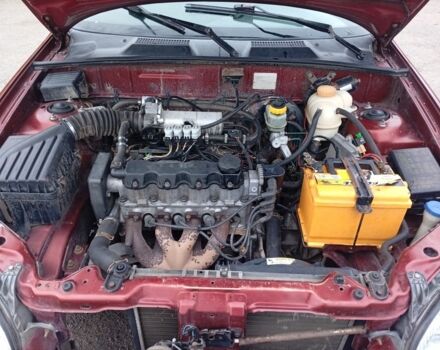 Червоний Деу Сенс, об'ємом двигуна 1.5 л та пробігом 307 тис. км за 1550 $, фото 5 на Automoto.ua