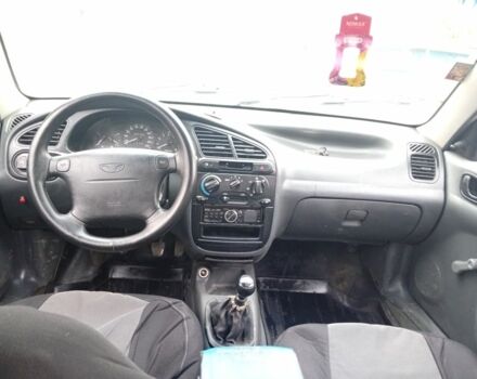 Червоний Деу Сенс, об'ємом двигуна 1.5 л та пробігом 307 тис. км за 1550 $, фото 4 на Automoto.ua