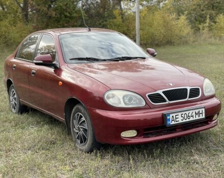 Красный Дэу Сенс, объемом двигателя 1.5 л и пробегом 250 тыс. км за 2400 $, фото 1 на Automoto.ua