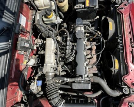 Деу Сенс 2003 у Одесі на Automoto.ua Червоний Деу Сенс, об'ємом двигуна 1.5 л та пробігом 383 тис. км за 1999 $, фото 6 на Automoto.ua