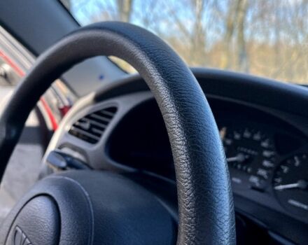 Червоний Деу Сенс, об'ємом двигуна 1.5 л та пробігом 87 тис. км за 3250 $, фото 4 на Automoto.ua