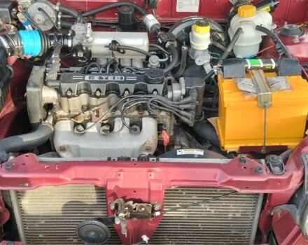 Красный Дэу Сенс, объемом двигателя 1.4 л и пробегом 140 тыс. км за 2700 $, фото 3 на Automoto.ua