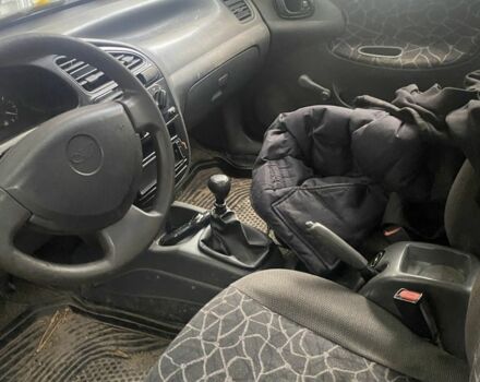 Красный Дэу Сенс, объемом двигателя 1.5 л и пробегом 347 тыс. км за 1700 $, фото 2 на Automoto.ua