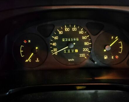 Червоний Деу Сенс, об'ємом двигуна 1.3 л та пробігом 234 тис. км за 2500 $, фото 2 на Automoto.ua