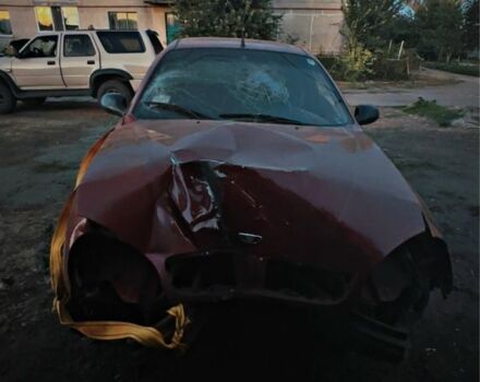 Червоний Деу Сенс, об'ємом двигуна 1.5 л та пробігом 123 тис. км за 1002 $, фото 5 на Automoto.ua