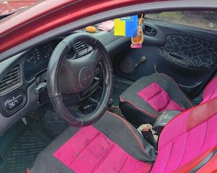 Красный Дэу Сенс, объемом двигателя 1.3 л и пробегом 165 тыс. км за 2000 $, фото 2 на Automoto.ua