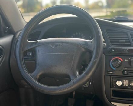 Дэу Сенс 2004 в Днепре (Днепропетровске) на Automoto.ua Красный Дэу Сенс, объемом двигателя 1.6 л и пробегом 219 тыс. км за 2900 $, фото 12 на Automoto.ua