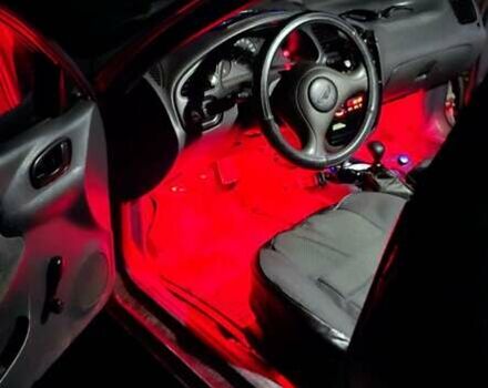 Красный Дэу Сенс, объемом двигателя 1.3 л и пробегом 175 тыс. км за 2250 $, фото 1 на Automoto.ua