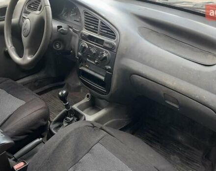 Червоний Деу Сенс, об'ємом двигуна 1.3 л та пробігом 238 тис. км за 1100 $, фото 4 на Automoto.ua