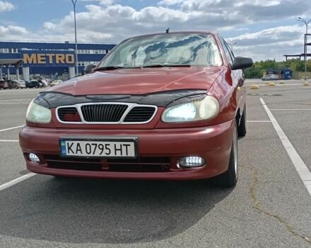 Красный Дэу Сенс, объемом двигателя 1.5 л и пробегом 390 тыс. км за 2399 $, фото 1 на Automoto.ua