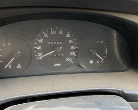 Дэу Сенс 2004 в Галиче на Automoto.ua Красный Дэу Сенс, объемом двигателя 1.3 л и пробегом 209 тыс. км за 1450 $, фото 7 на Automoto.ua
