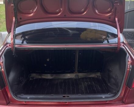 Червоний Деу Сенс, об'ємом двигуна 1.3 л та пробігом 166 тис. км за 2100 $, фото 4 на Automoto.ua