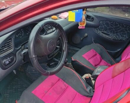 Красный Дэу Сенс, объемом двигателя 1.3 л и пробегом 165 тыс. км за 2000 $, фото 3 на Automoto.ua