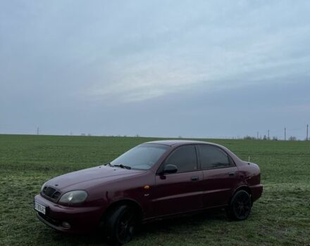 Красный Дэу Сенс, объемом двигателя 1.5 л и пробегом 320 тыс. км за 2200 $, фото 1 на Automoto.ua