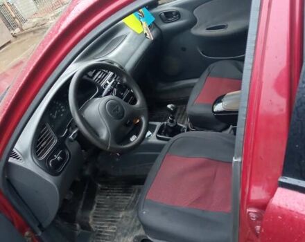 Червоний Деу Сенс, об'ємом двигуна 1.2 л та пробігом 230 тис. км за 2500 $, фото 3 на Automoto.ua