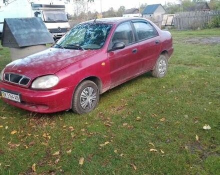 Дэу Сенс 2005 в Сарнах на Automoto.ua Красный Дэу Сенс, объемом двигателя 1.3 л и пробегом 150 тыс. км за 950 $, фото 1 на Automoto.ua