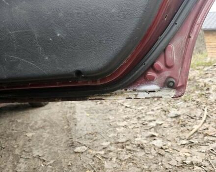 Красный Дэу Сенс, объемом двигателя 1.3 л и пробегом 140 тыс. км за 2250 $, фото 9 на Automoto.ua