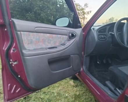 Красный Дэу Сенс, объемом двигателя 1.5 л и пробегом 250 тыс. км за 2100 $, фото 3 на Automoto.ua