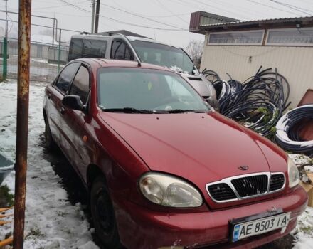 Красный Дэу Сенс, объемом двигателя 1.5 л и пробегом 192 тыс. км за 750 $, фото 1 на Automoto.ua