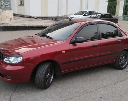 Красный Дэу Сенс, объемом двигателя 1.5 л и пробегом 300 тыс. км за 3500 $, фото 1 на Automoto.ua