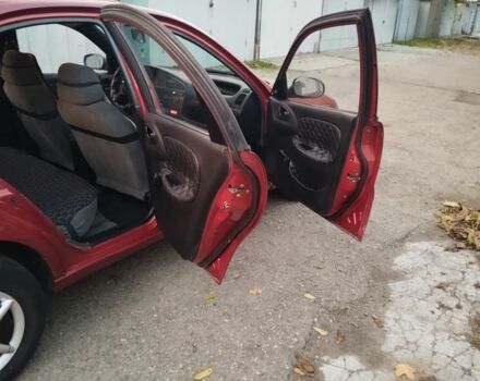 Деу Сенс 2005 у Одесі на Automoto.ua Червоний Деу Сенс, об'ємом двигуна 1.5 л та пробігом 257 тис. км за 2000 $, фото 9 на Automoto.ua