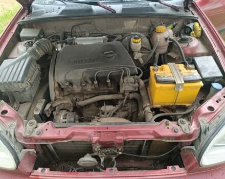 Червоний Деу Сенс, об'ємом двигуна 1.3 л та пробігом 209 тис. км за 1691 $, фото 2 на Automoto.ua