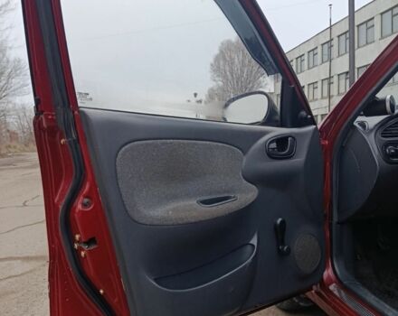 Красный Дэу Сенс, объемом двигателя 1.3 л и пробегом 140 тыс. км за 2600 $, фото 6 на Automoto.ua
