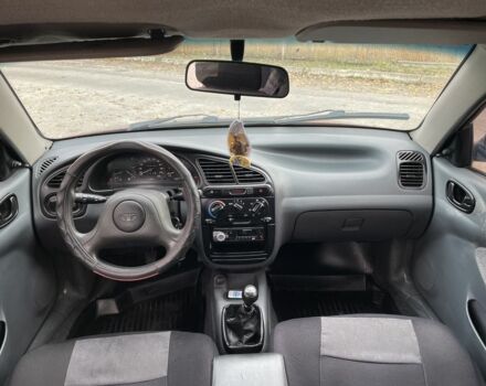 Красный Дэу Сенс, объемом двигателя 1.5 л и пробегом 205 тыс. км за 2750 $, фото 6 на Automoto.ua