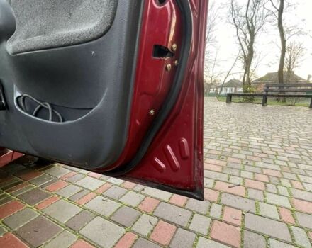 Красный Дэу Сенс, объемом двигателя 1.3 л и пробегом 200 тыс. км за 2100 $, фото 7 на Automoto.ua