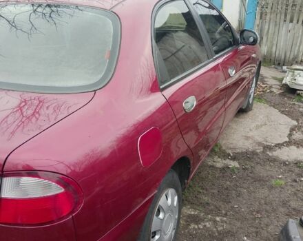Красный Дэу Сенс, объемом двигателя 1.3 л и пробегом 220 тыс. км за 1778 $, фото 2 на Automoto.ua