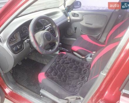 Деу Сенс 2006 у Миколаєві на Automoto.ua Червоний Деу Сенс, об'ємом двигуна 1.3 л та пробігом 150 тис. км за 2000 $, фото 12 на Automoto.ua