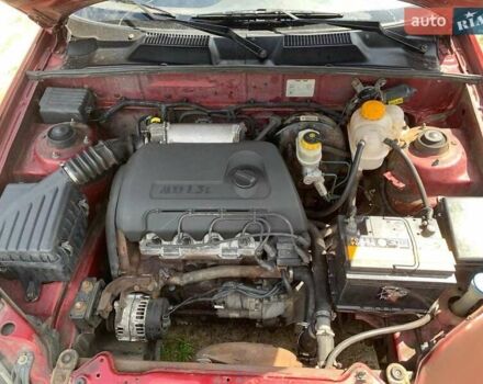 Червоний Деу Сенс, об'ємом двигуна 1 л та пробігом 192 тис. км за 1600 $, фото 3 на Automoto.ua